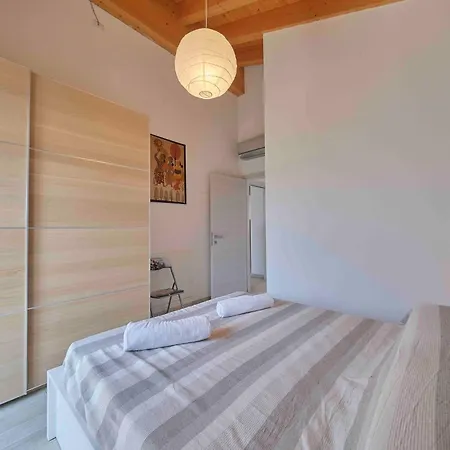 Schoenes Batik By Interhome Casa vacanze Bardolino