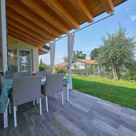 Schoenes Batik By Interhome Casa vacanze Bardolino